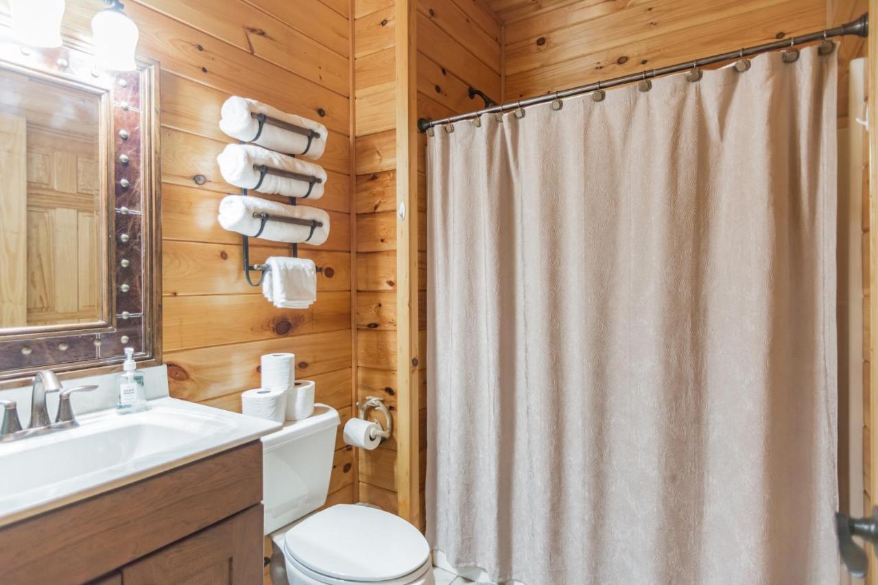 Iron Mountain Lodge - Beautiful Cabin With Forest & Mountain Views! Butler Εξωτερικό φωτογραφία