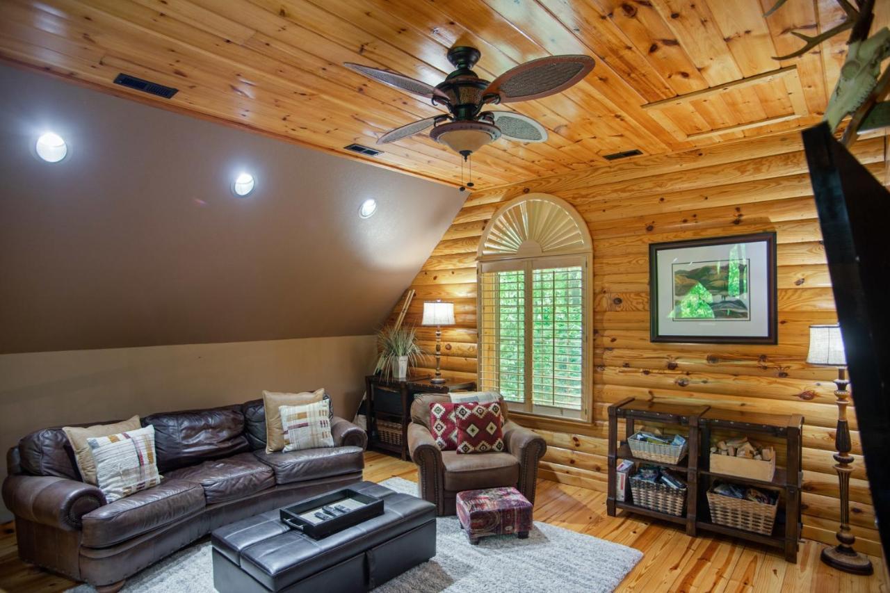 Iron Mountain Lodge - Beautiful Cabin With Forest & Mountain Views! Butler Εξωτερικό φωτογραφία